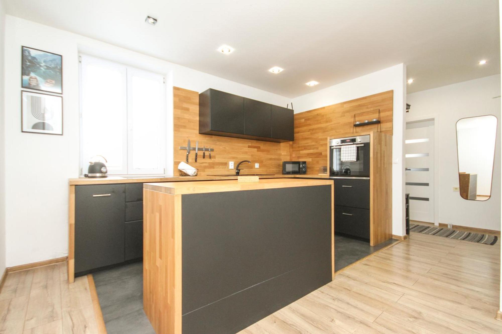 Apartman Vita Deluxe Trencin Exterior photo